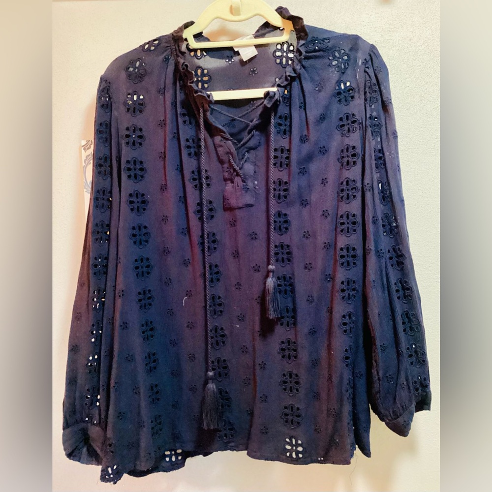 Chico's Passport Blue, Embroidered Blouse, Size 1 (Med or 8/10)